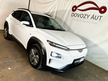 biele Hyundai Kona Elektro dovezené zo zahraničia cez dovozyaut.sk | dovozyaut.sk