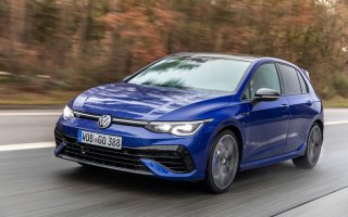 Volkswagen Golf R Najocakavanejsie auta roku 2021 - dovoz auta zo zahranicia | dovozyaut.sk