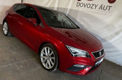 červené auto Seat Leon dovezené zo zahraničia cez dovozyaut.sk | dovozyaut.sk
